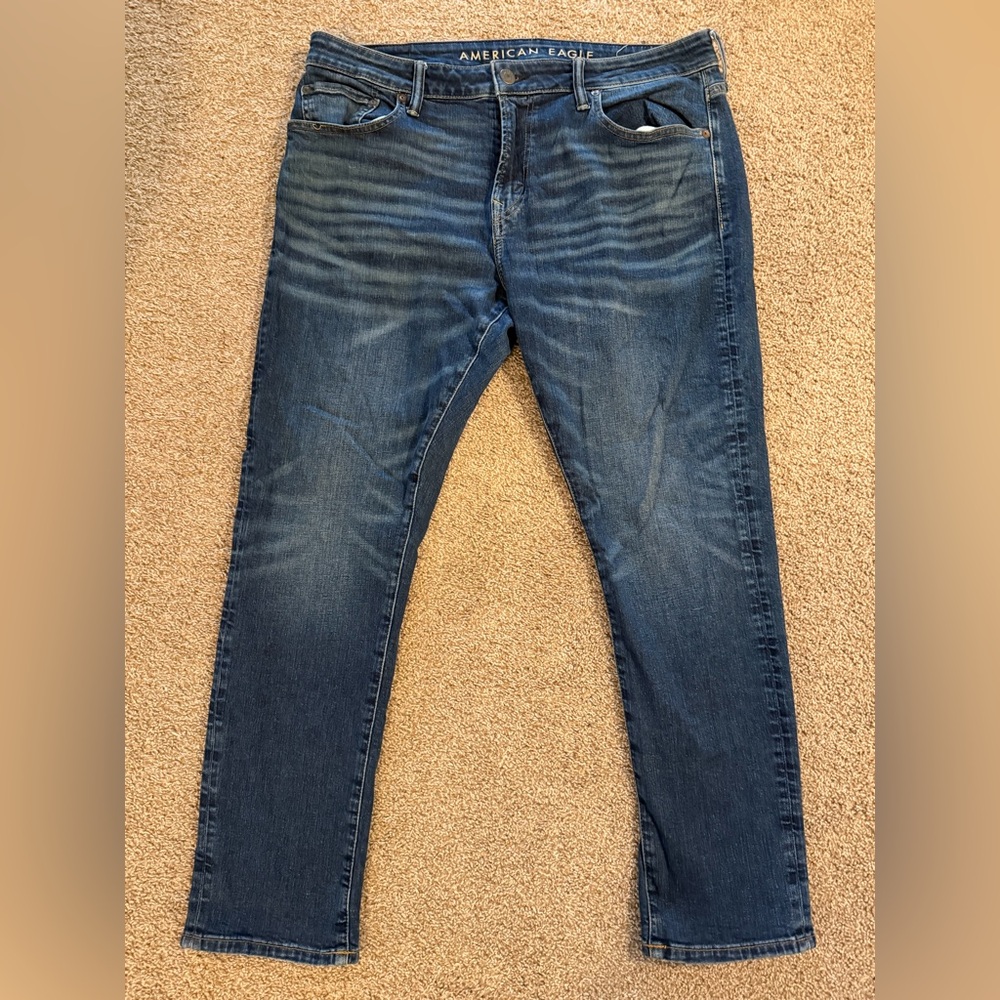 American Eagle Outfitters men’s 36/30 Dark Blue athletic skinny Jeans